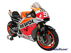Honda RC213V 1/12 Tamiya-photoroom_20221028_192445.jpg