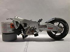 Honda NSR 500 "2001" Valentino Rossi-wip80.jpg