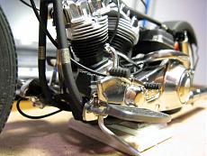 [Moto] Revell Harley Davidson FLH Electra Glide 1/12-img_1840.jpg