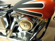 [Moto] Revell Harley Davidson FLH Electra Glide 1/12-img_1877.jpg