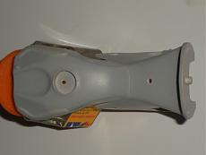 Moto Ducati desmosedici GP11 Ks Workshop-serbatoio4.jpg