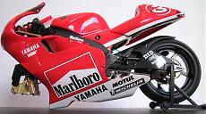 NEW Project-yzr_01.jpg