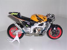 RC211V 2003 mio secondo modello........-dscn4451.jpg