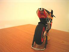 RC211V REPSOL 2003-33.jpg