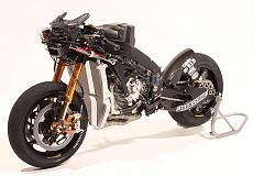 [1/12 MOTO] Tamiya Yamaha M1 2009-tech3-sx-1.jpg