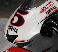 [MOTO] Yamaha M1 Edwards 50th Anniversary-p9218046.jpg