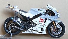 [1/12 MOTO] Tamiya Yamaha M1 2009-m1_00.jpg