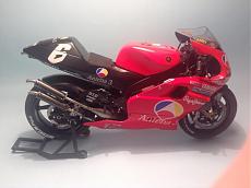 Wip YAMAHA YZR500 ABE 1999-foto-2-.jpg.jpg
Visite: 166
Dimensione:   41.4 KB
ID: 179103