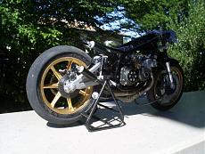 [MOTO] [FIGURINO] Yamaha YZR500 & K. Roberts-10.jpg