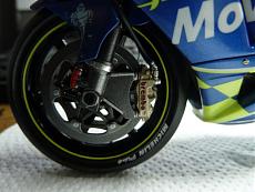 (moto)  yamaha 2008 Lorenzo- Lupin ( fast....wip)-p1040987.jpg