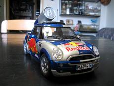 ( AUTO 1/24 ) MINI COOPER RED BULL-5.jpg