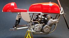 Italeri 1/9 - MV Agusta 500 - 1964-20180120_180339.jpg