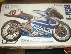 transkit suzuki rgv 500 1994-suzuki-rgv-500-028.jpg