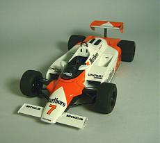 [auto]McLaren MP4-1  1/20-alto-ant.jpg