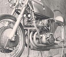 [MOTO] MV AGUSTA 350 3   Protar 1/9-b_33.jpg