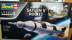 [SPAZIO] Saturn V Rocket della Revell-scatola.jpg
