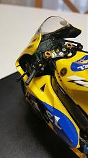 MOTO  Restauro Yamaha M1 2005 Tamiya con detail set Top Studio-066.jpg