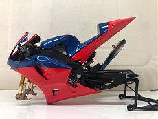 [moto] Yamaha m1 Melandri spiderman-img_7439.jpg