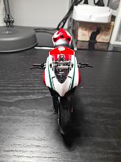 [moto] Tamiya Ducati Panigale 1199 Tricolore 1:12-20201105_163653-min.jpg