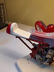 morini 250 bialbero protar 1:9-sedile-1.jpg