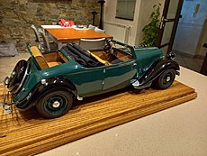 Citron Traction Avant Cabriolet (1934) Heller 1/8 scale-20211017_235404.jpg