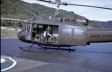 [ELICOTTERO] Bell UH-1D "Huey", 117th AHC, Kitty Hawk 1:48-2336003381_ba0a78c8d9_o.jpg