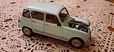 Heller Renault 4-20230225_183947.jpg