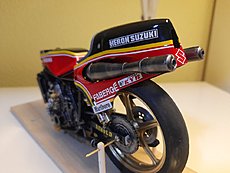 suzuki rg 500 protar 1:9-rg-500-rear-6.jpg