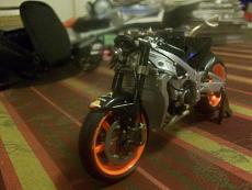 Tamiya Honda rc211v Valencia '03 1:12-immagine-002def.jpg