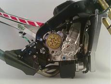 [moto]yamaha  m1 valencia 2005 rossi-1-059.jpg